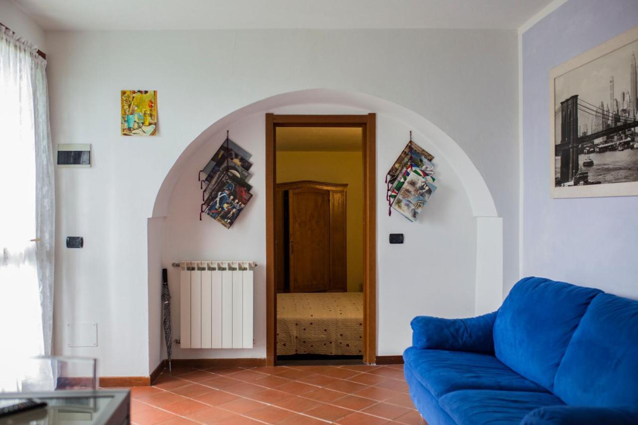 Casa Vacanze Tra Le Mura Леванто Екстер'єр фото