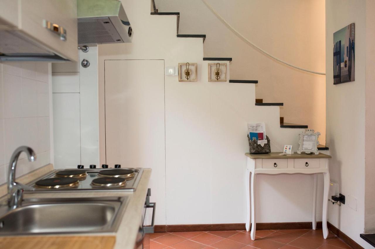 Casa Vacanze Tra Le Mura Леванто Екстер'єр фото