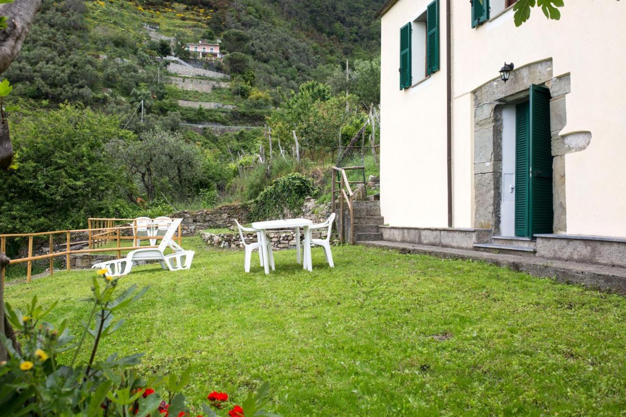 Casa Vacanze Tra Le Mura Леванто Екстер'єр фото