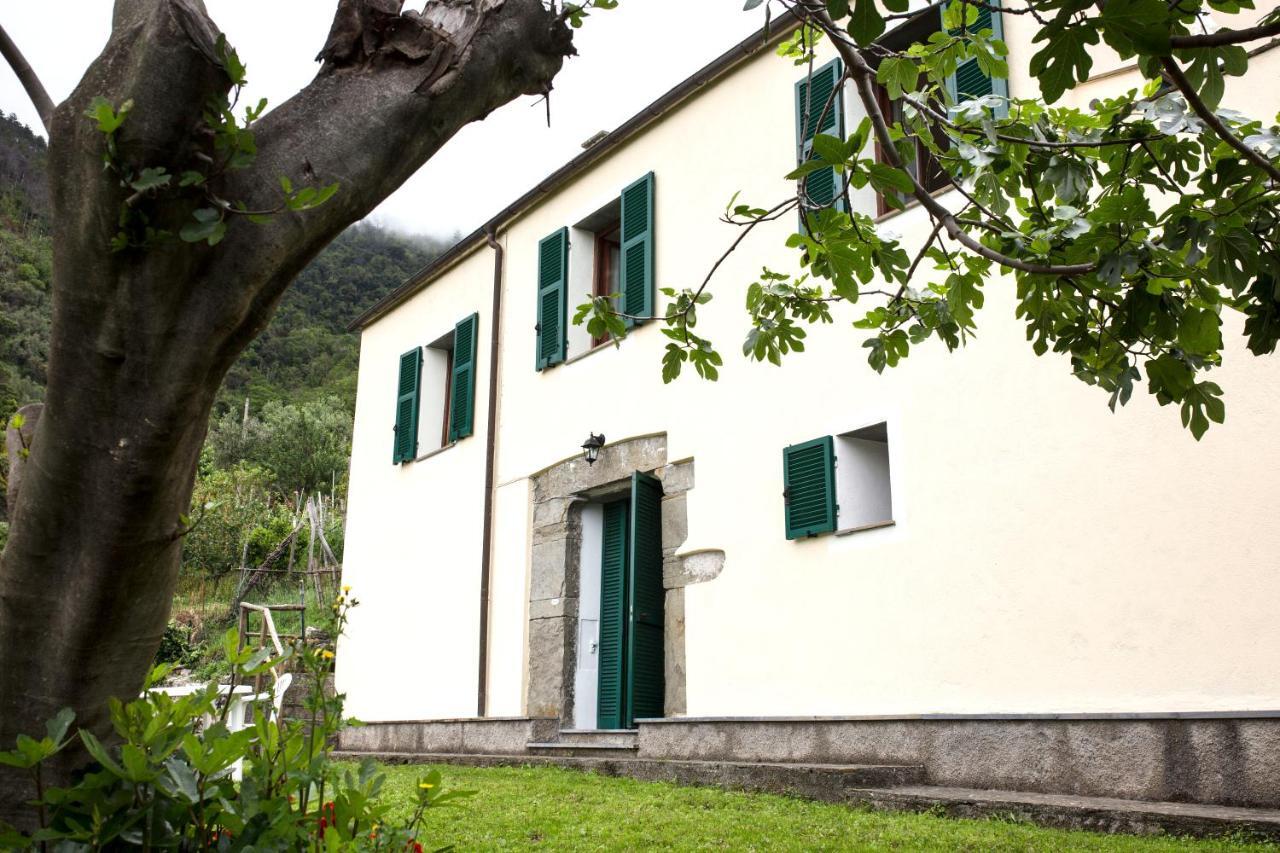 Casa Vacanze Tra Le Mura Леванто Екстер'єр фото
